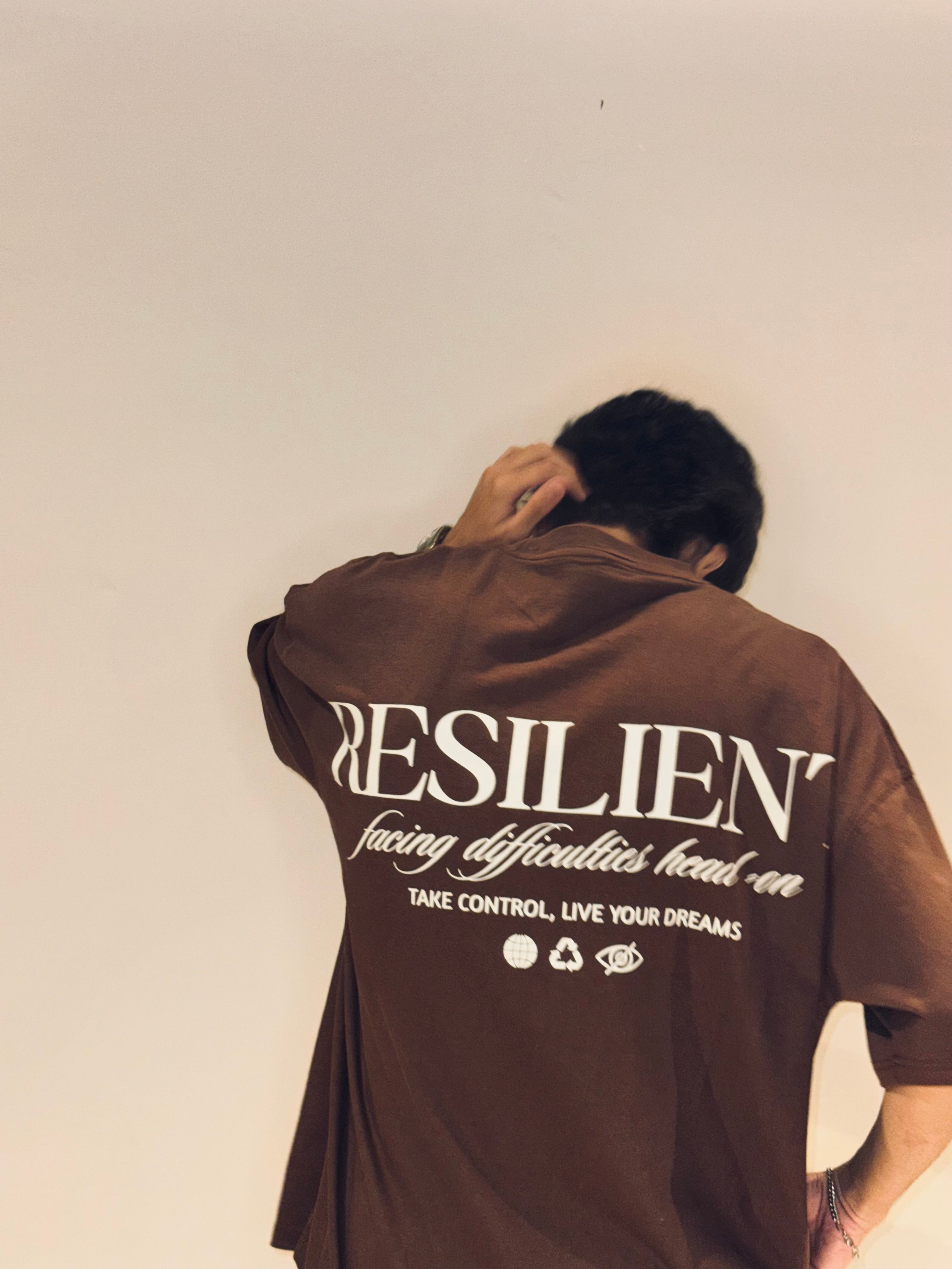 RESILIENT TEE